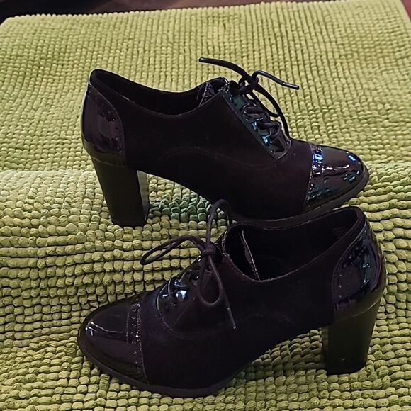 Flex comfort sz 7.5 black heels - Picture 2 of 9